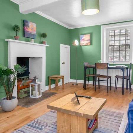 Charming Apartment In The Old Town Edinburgh Ngoại thất bức ảnh
