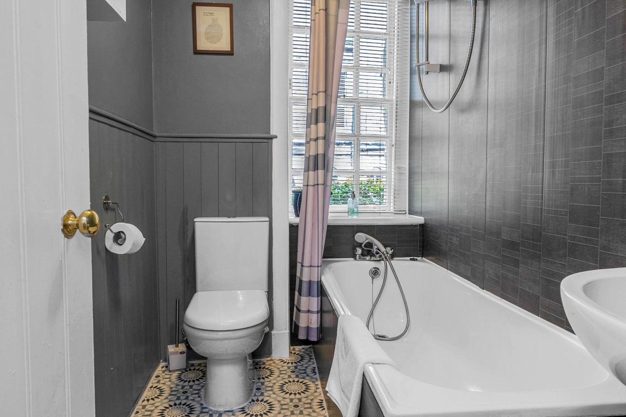 Charming Apartment In The Old Town Edinburgh Ngoại thất bức ảnh